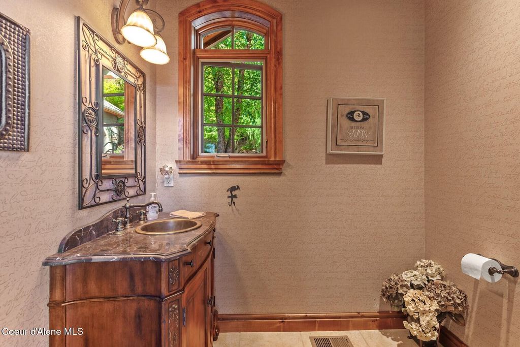 4520 S Threemile Point Rd, Coeur d'Alene, ID 83814 photo 41