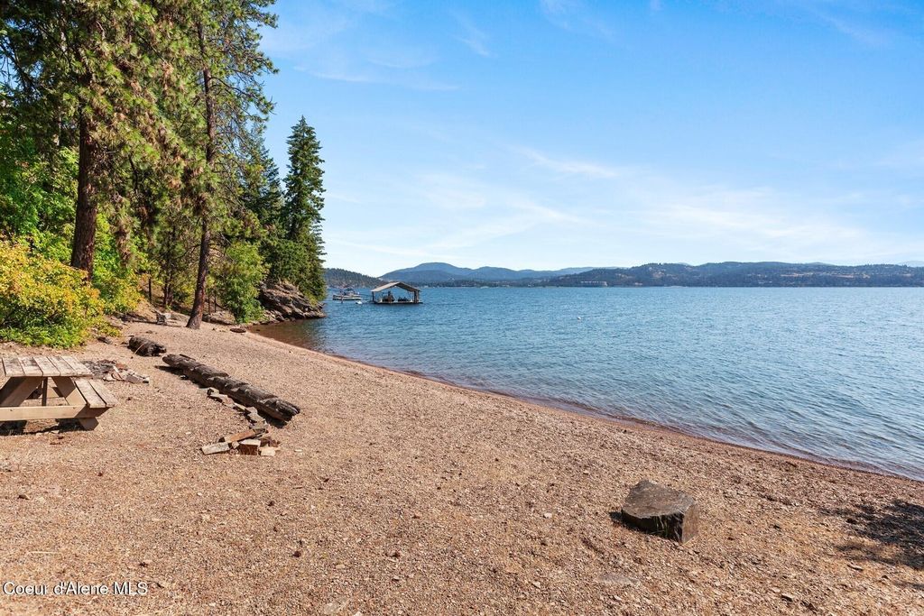 4520 S Threemile Point Rd, Coeur d'Alene, ID 83814 photo 61