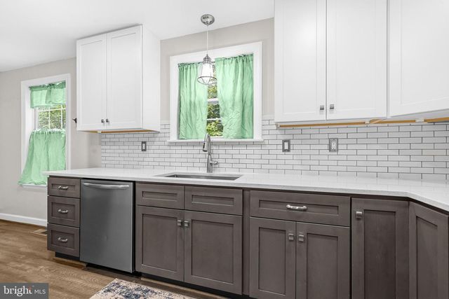 7090 MAXWELL DR, Hughesville, MD 20637