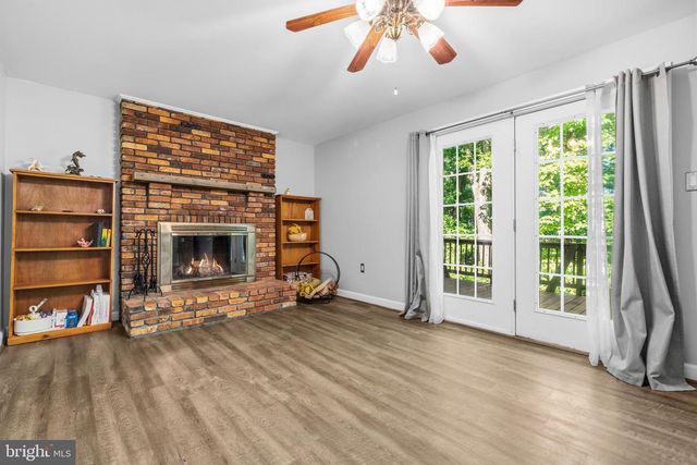 7090 MAXWELL DR, Hughesville, MD 20637