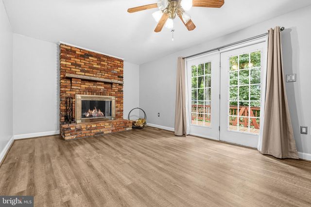 7090 MAXWELL DR, Hughesville, MD 20637