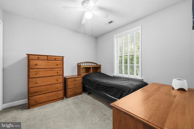 7090 MAXWELL DR, Hughesville, MD 20637