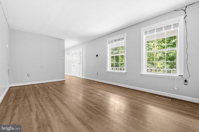 7090 MAXWELL DR, Hughesville, MD 20637