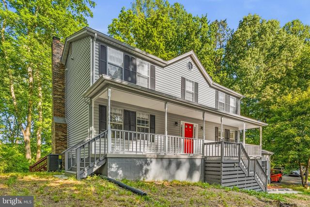 7090 MAXWELL DR, Hughesville, MD 20637