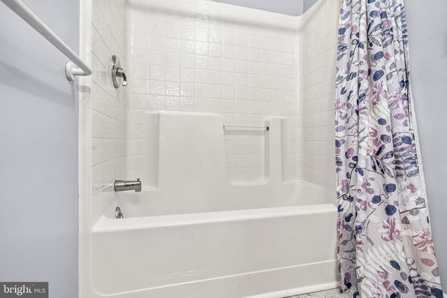 7090 MAXWELL DR, Hughesville, MD 20637
