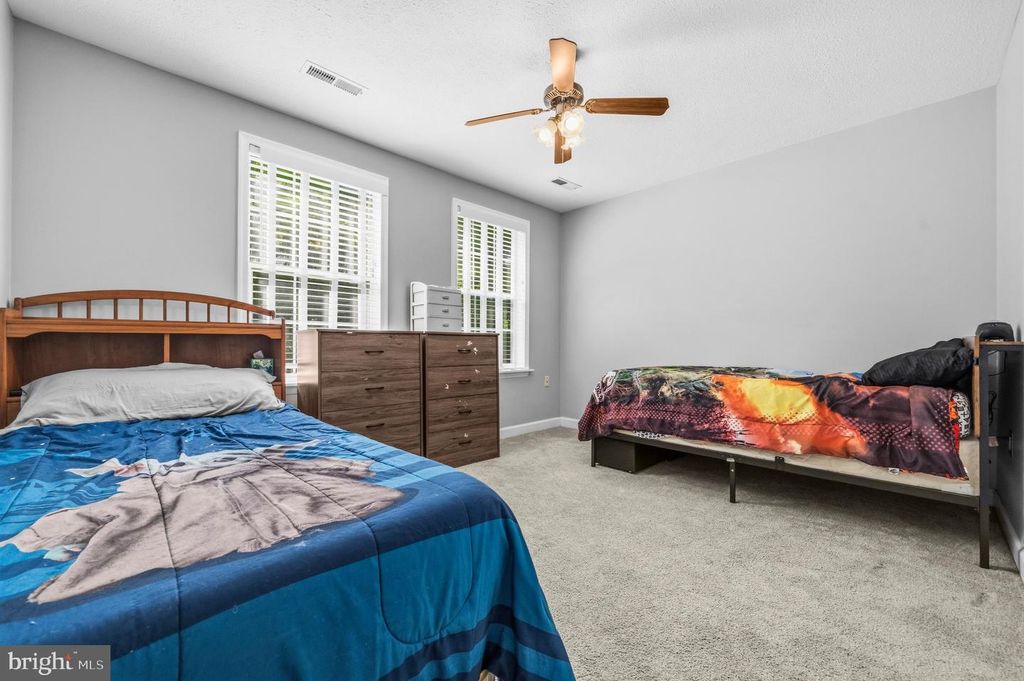 Image 27 of property listing at 7090 MAXWELL DR, Hughesville, MD 20637