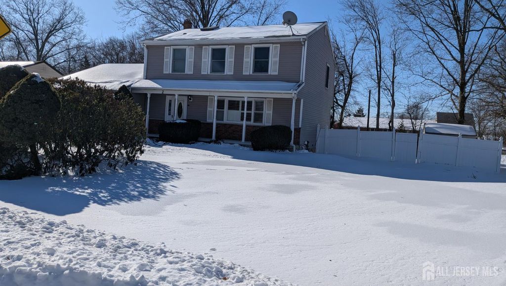 2 Lioni Court, Piscataway, NJ 08854