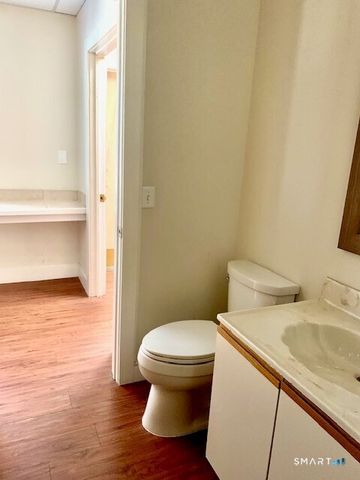 4666 Main Street 2B, Bridgeport, CT 06606