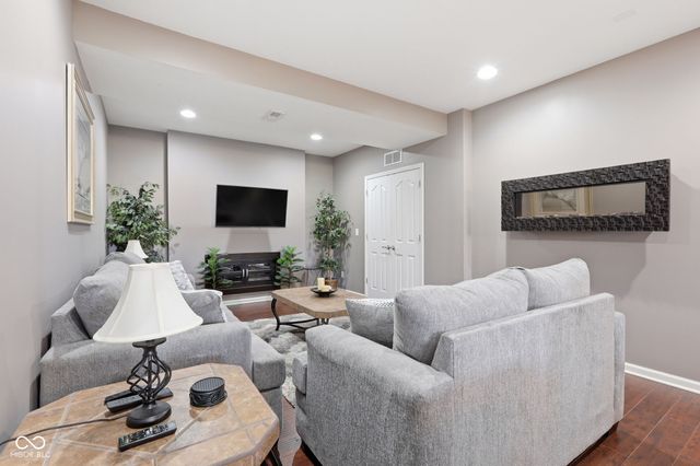 12971 Pinner Avenue, Fishers, IN 46037