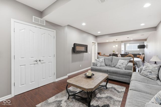 12971 Pinner Avenue, Fishers, IN 46037