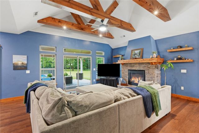 9180 Lee Harris Road, Bentonville, AR 72713