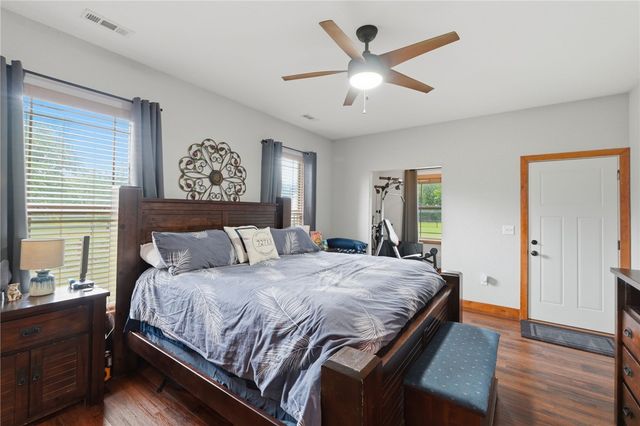 9180 Lee Harris Road, Bentonville, AR 72713