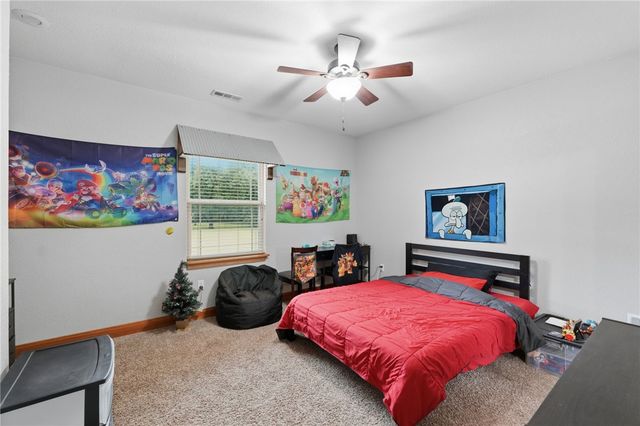 9180 Lee Harris Road, Bentonville, AR 72713