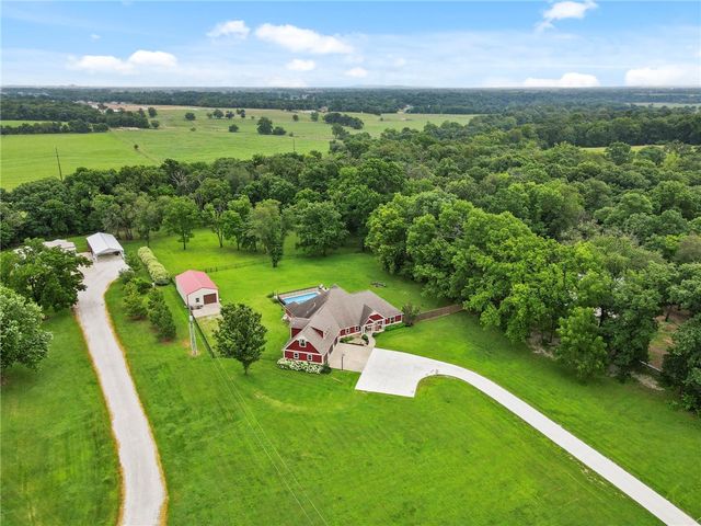 9180 Lee Harris Road, Bentonville, AR 72713