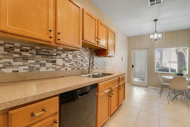 2122 SE Grand Drive, Port St. Lucie, Port St Lucie, FL 34952