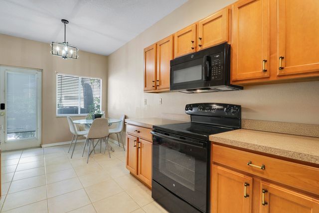 2122 SE Grand Drive, Port St. Lucie, Port St Lucie, FL 34952