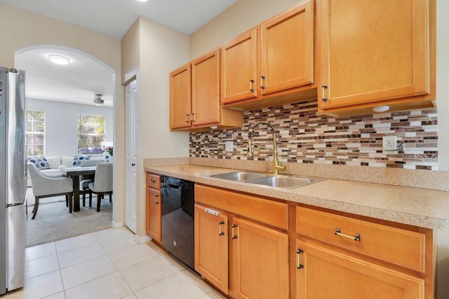 2122 SE Grand Drive, Port St. Lucie, Port St Lucie, FL 34952
