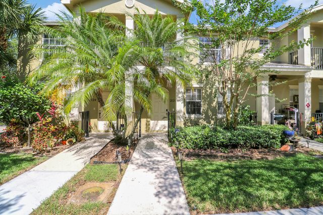 2122 SE Grand Drive, Port St. Lucie, Port St Lucie, FL 34952