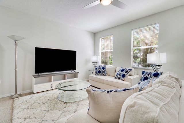 2122 SE Grand Drive, Port St. Lucie, Port St Lucie, FL 34952