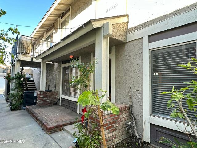 560 Spring Road 82, Moorpark, CA 93021