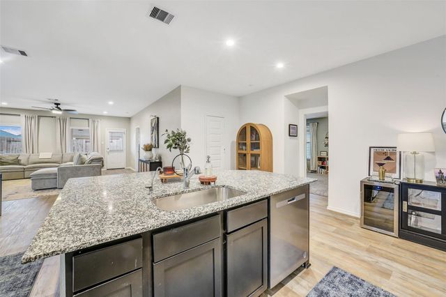 7406 Misty Iris Way, Richmond, TX 77469