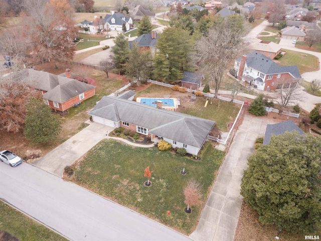 1502 NAGEL Drive, Marion, IL 62959