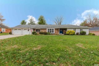 1502 NAGEL Drive, Marion, IL 62959
