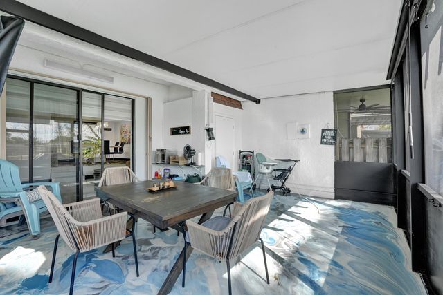 8992 Palm Tree Lane 8992, Pembroke Pines, FL 33024