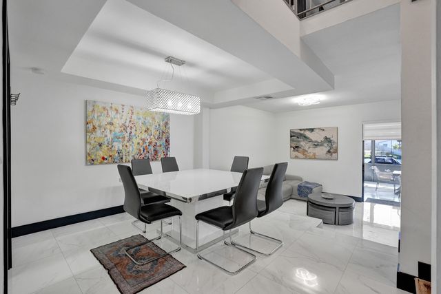 8992 Palm Tree Lane 8992, Pembroke Pines, FL 33024