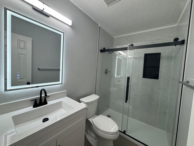 5616 Indian Hill Drive, Arlington, TX 76018