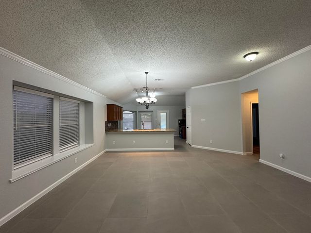 5616 Indian Hill Drive, Arlington, TX 76018