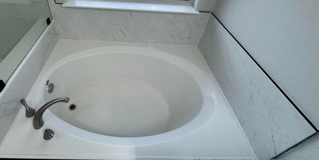 5616 Indian Hill Drive, Arlington, TX 76018