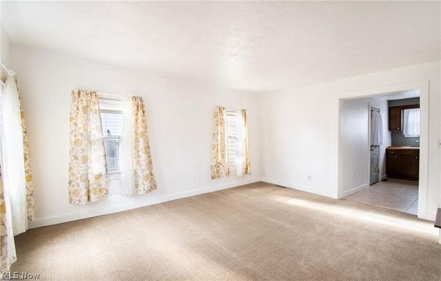 416 N Cedar Avenue, Niles, OH 44446