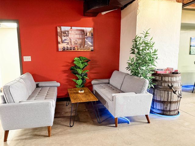 110 W JOHNSON, Staunton, VA 24401