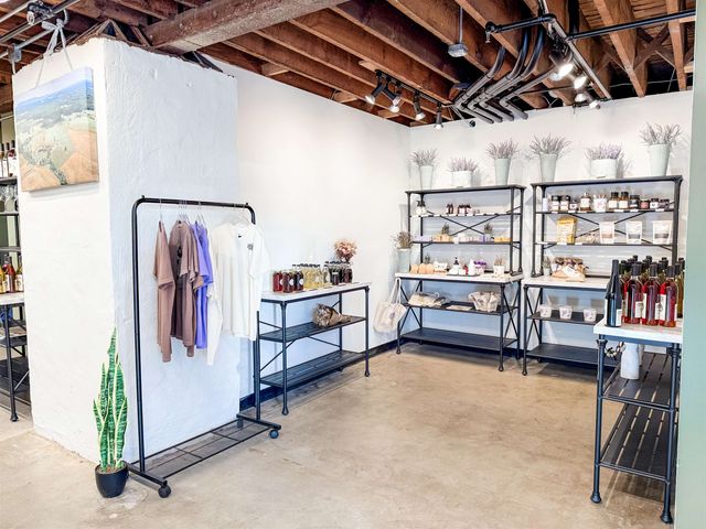 110 W JOHNSON, Staunton, VA 24401