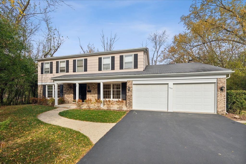 1305 Warwick Court, Deerfield, IL 60015
