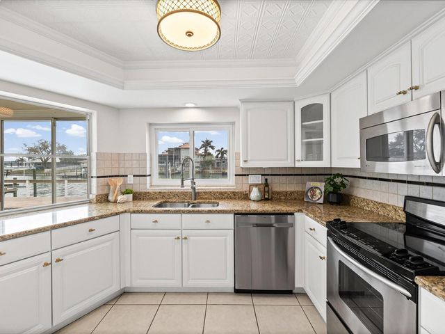 441 PALM ISLAND NE, Clearwater, FL 33767