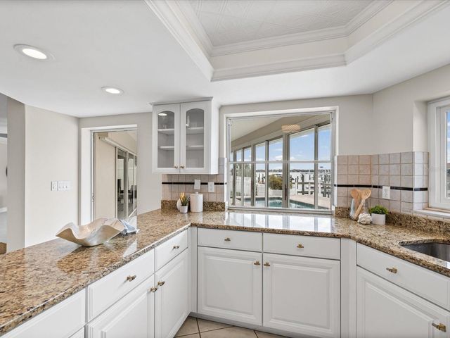 441 PALM ISLAND NE, Clearwater, FL 33767