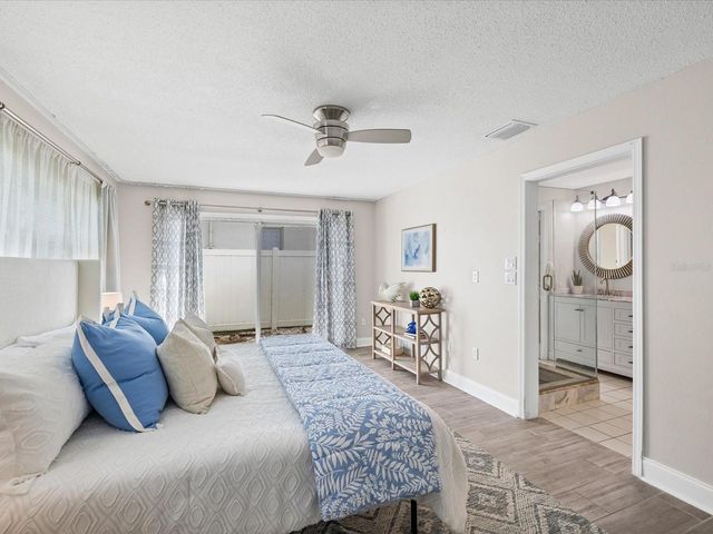 441 PALM ISLAND NE, Clearwater, FL 33767