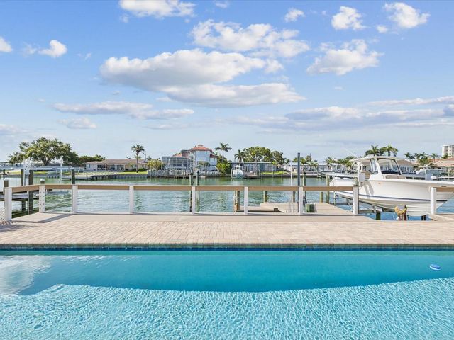 441 PALM ISLAND NE, Clearwater, FL 33767