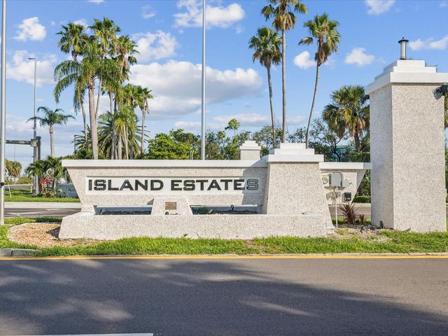 441 PALM ISLAND NE, Clearwater, FL 33767