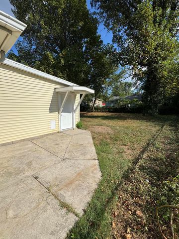 614 W Kerr Street, Springfield, MO 65803