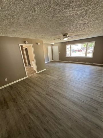 614 W Kerr Street, Springfield, MO 65803