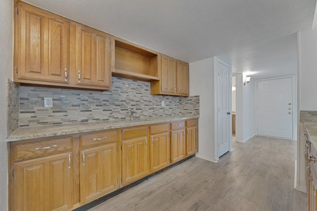 2905 Joymeadow Drive, Fort Worth, TX 76123