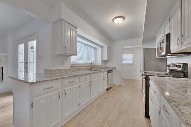 2905 Joymeadow Drive, Fort Worth, TX 76123