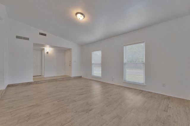 2905 Joymeadow Drive, Fort Worth, TX 76123
