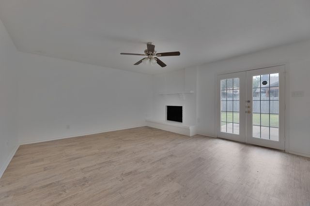 2905 Joymeadow Drive, Fort Worth, TX 76123