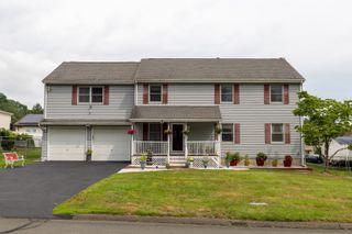 55 Rutledge Road, Wethersfield, CT 06109