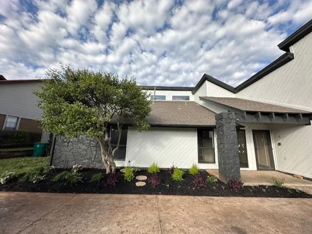 11609 Twisted Oak Road, Oklahoma City, OK 73120