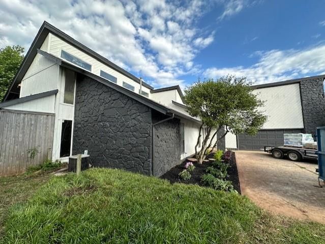 11609 Twisted Oak Road, Oklahoma City, OK 73120